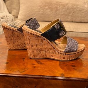 Born Boc platform slides size 6